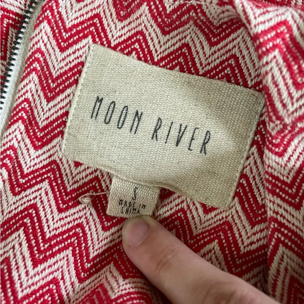 Moon River - Anthropologie - Chevron Top - Picture 4 of 4